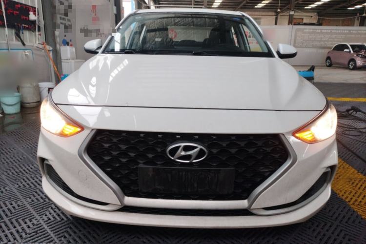 Used Hyundai Celesta 2020 1.6L Automatic GL Enjoyable Edition Front