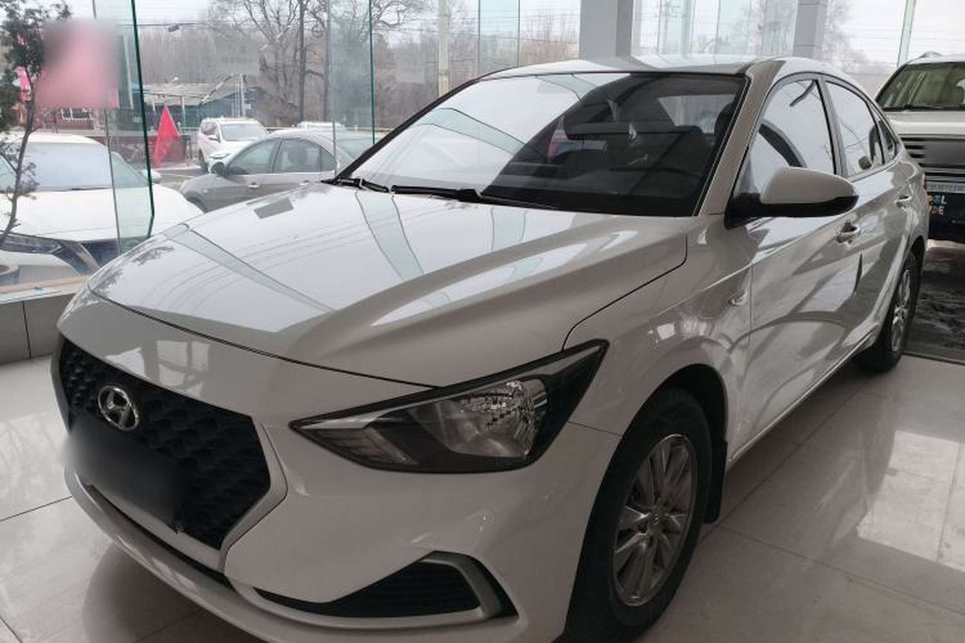 Used Hyundai Celesta 2020 1.6L Automatic GL Enjoyable Edition Front Left 45 Deg
