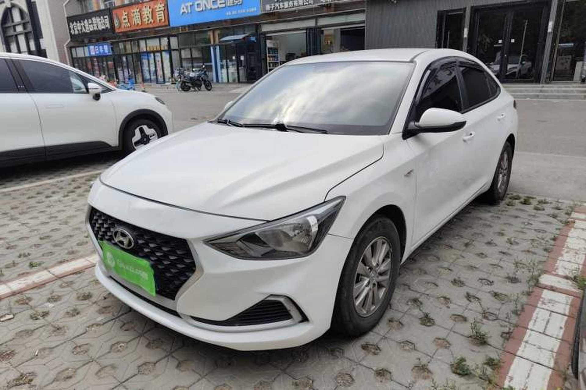 Used Hyundai Celesta 2020 1.6L Automatic GL Enjoyable Edition Front Left 45 Deg