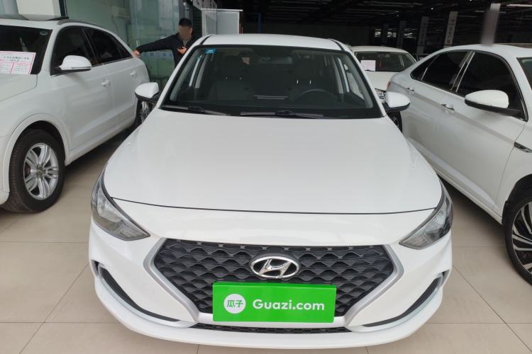 Used Hyundai Celesta 2020 1.6L Automatic GL Enjoyable Edition Front