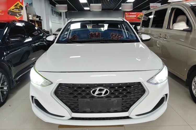 Used Hyundai Celesta 2020 1.6L Automatic GL Enjoyable Edition Front
