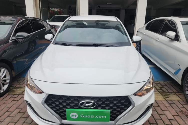 Used Hyundai Celesta 2020 1.6L Automatic GL Enjoyable Edition Front