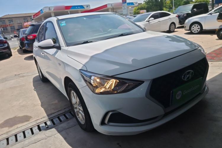 Used Hyundai Celesta 2020 1.6L Automatic GL Enjoyable Edition Front Right 45 Deg