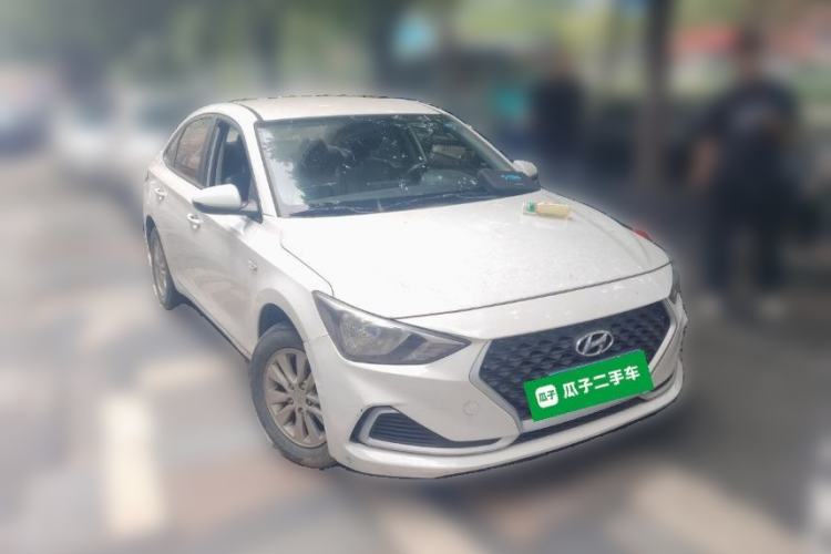 Used Hyundai Celesta 2020 1.6L Automatic GL Enjoyable Edition Front Right 45 Deg