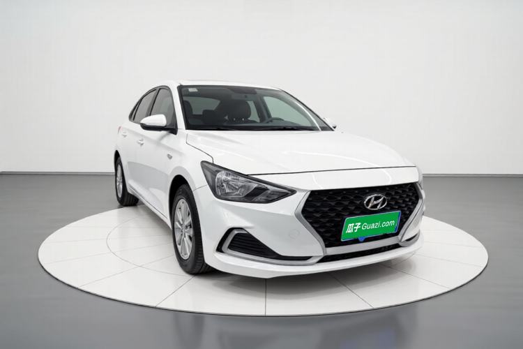 Used Hyundai Celesta 2020 1.6L Automatic GL Enjoyable Edition Front Right 45 Deg