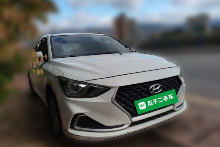 Used Hyundai Celesta 2020 1.6L Automatic GL Enjoyable Edition Front Right 45 Deg