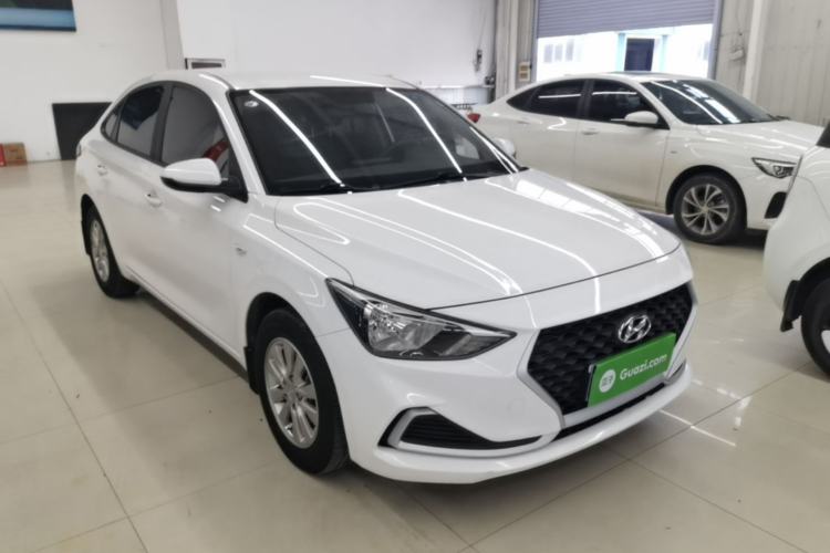 Used Hyundai Celesta 2020 1.6L Automatic GL Enjoyable Edition Front Right 45 Deg