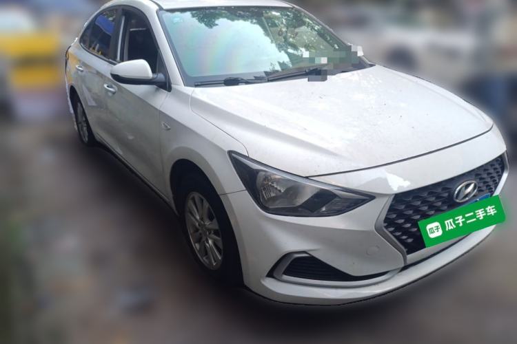 Used Hyundai Celesta 2020 1.6L Automatic GL Enjoyable Edition Front Right 45 Deg