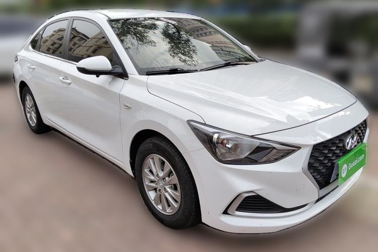 Used Hyundai Celesta 2020 1.6L Automatic GL Enjoyable Edition Front Right 45 Deg