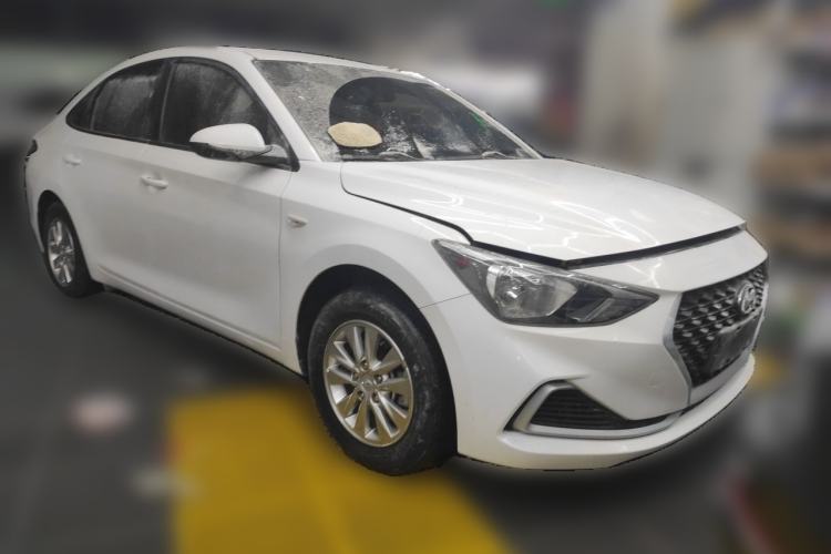 Used Hyundai Celesta 2020 1.6L Automatic GL Enjoyable Edition Front Right 45 Deg