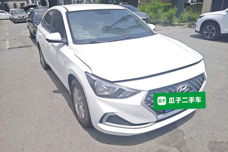 Used Hyundai Celesta 2020 1.6L Automatic GL Enjoyable Edition Front Right 45 Deg