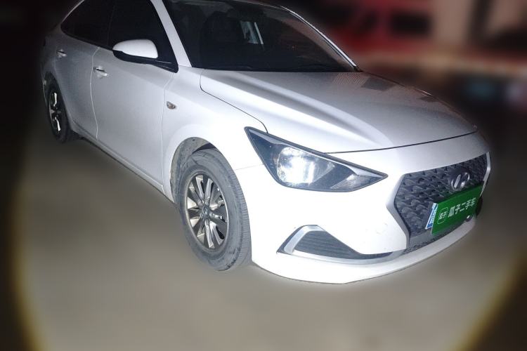 Used Hyundai Celesta 2020 1.6L Automatic GL Enjoyable Edition Front Right 45 Deg