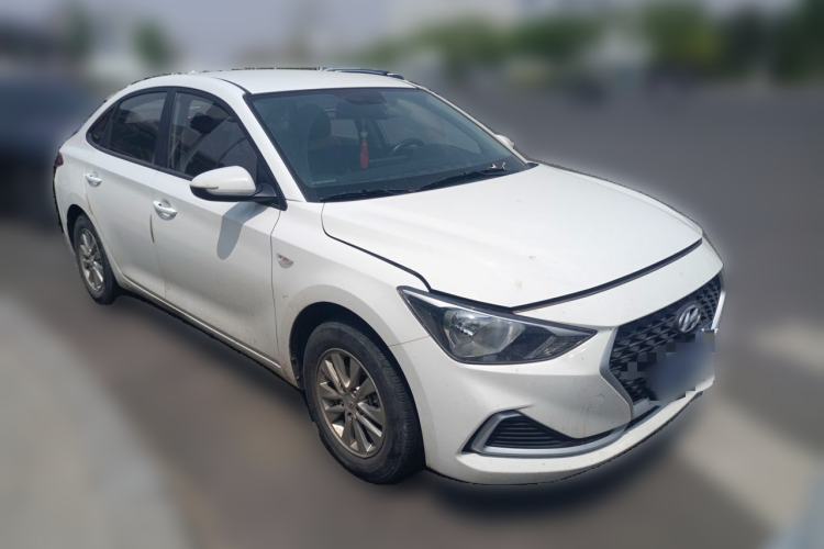 Used Hyundai Celesta 2020 1.6L Automatic GL Enjoyable Edition Front Right 45 Deg