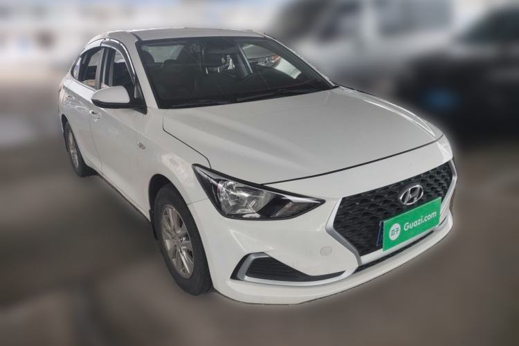 Used Hyundai Celesta 2020 1.6L Automatic GL Enjoyable Edition Front Right 45 Deg