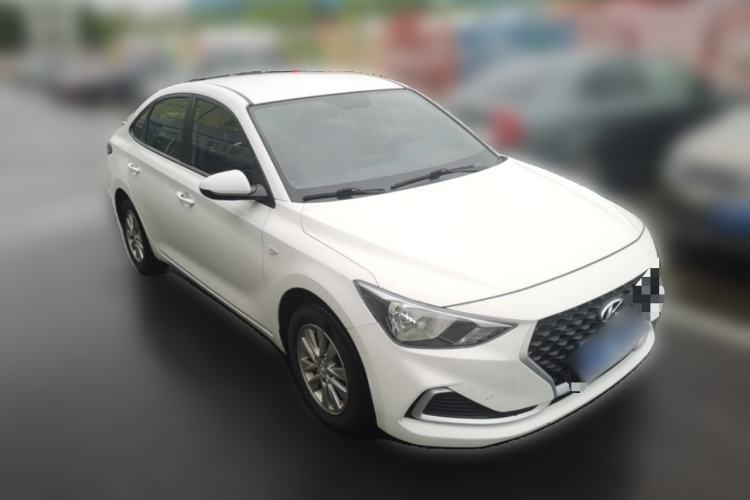 Used Hyundai Celesta 2020 1.6L Automatic GL Enjoyable Edition Front Right 45 Deg