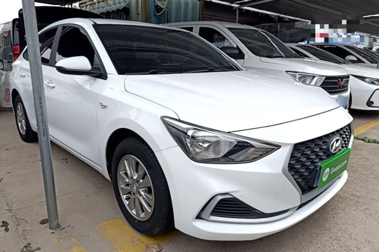 Used Hyundai Celesta 2020 1.6L Automatic GL Enjoyable Edition Front Right 45 Deg