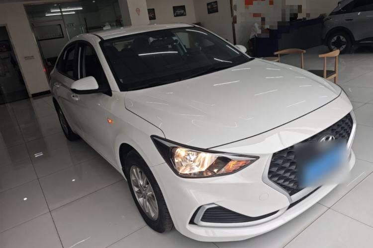 Used Hyundai Celesta 2020 1.6L Automatic GL Enjoyable Edition Front Right 45 Deg