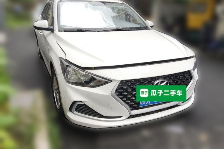 Used Hyundai Celesta 2020 1.6L Automatic GL Enjoyable Edition Front Right 45 Deg