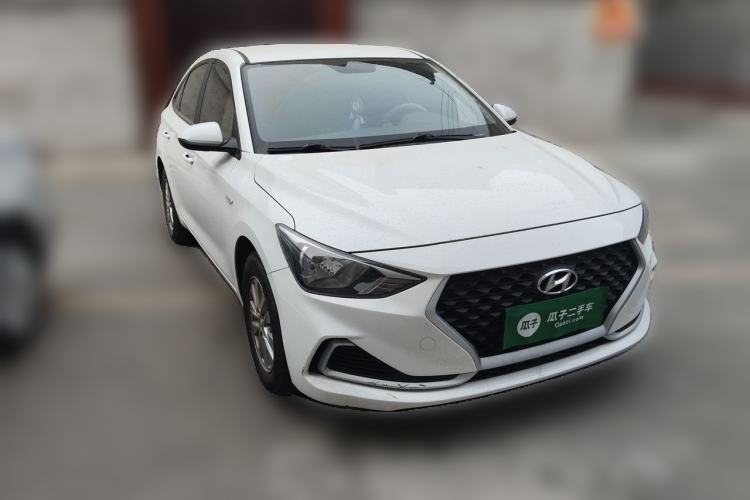 Used Hyundai Celesta 2020 1.6L Automatic GL Enjoyable Edition Front Right 45 Deg
