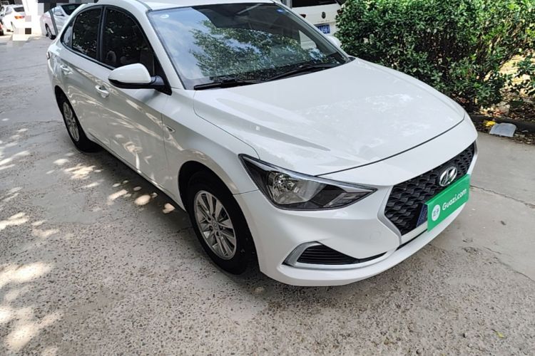 Used Hyundai Celesta 2020 1.6L Automatic GL Enjoyable Edition Front Right 45 Deg