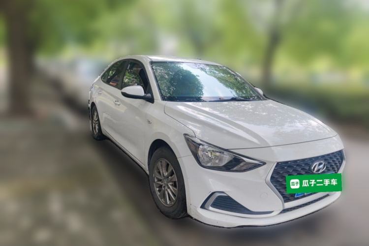 Used Hyundai Celesta 2020 1.6L Automatic GL Enjoyable Edition Front Right 45 Deg