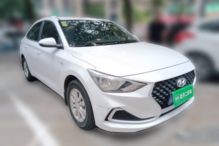 Used Hyundai Celesta 2020 1.6L Automatic GL Enjoyable Edition Front Right 45 Deg