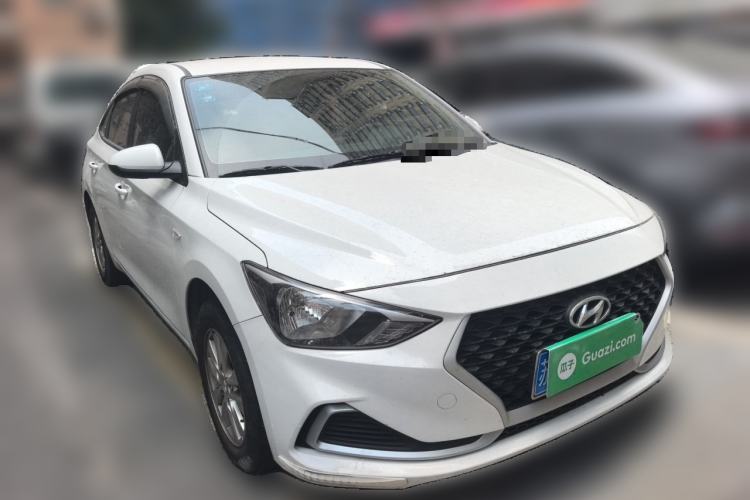 Used Hyundai Celesta 2020 1.6L Automatic GL Enjoyable Edition Front Right 45 Deg
