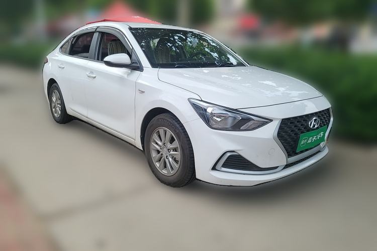 Used Hyundai Celesta 2020 1.6L Automatic GL Enjoyable Edition Front Right 45 Deg