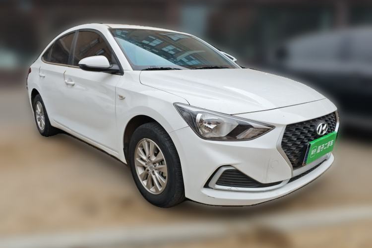 Used Hyundai Celesta 2020 1.6L Automatic GL Enjoyable Edition Front Right 45 Deg