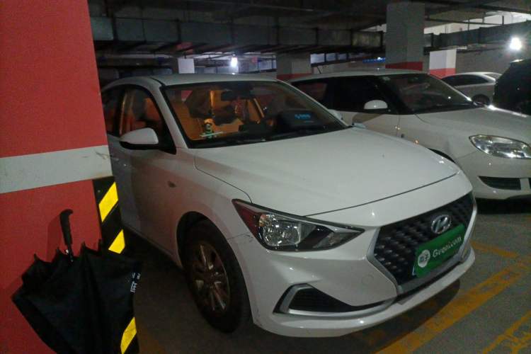 Used Hyundai Celesta 2020 1.6L Automatic GL Enjoyable Edition Front Right 45 Deg