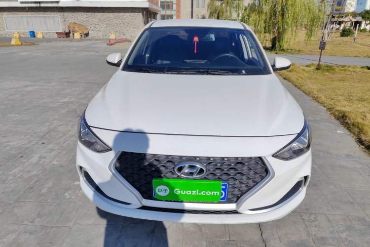 Used Hyundai Celesta 2020 1.6L Automatic GL Enjoyable Edition Front