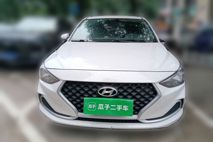 Used Hyundai Celesta 2020 1.6L Automatic GL Enjoyable Edition Front