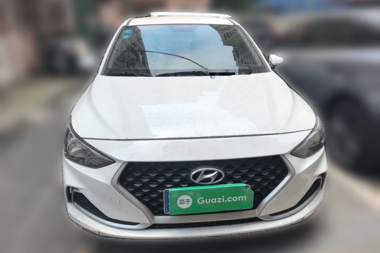 Used Hyundai Celesta 2020 1.6L Automatic GL Enjoyable Edition Front