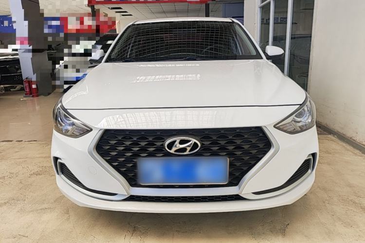 Used Hyundai Celesta 2020 1.6L Automatic GL Enjoyable Edition Front