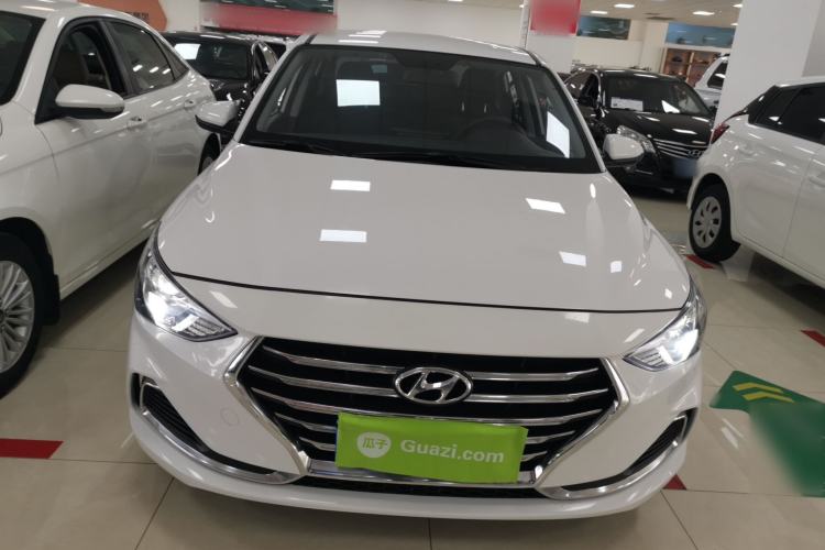 Used Hyundai Celesta 2020 1.6L Automatic GL Enjoyable Edition Front