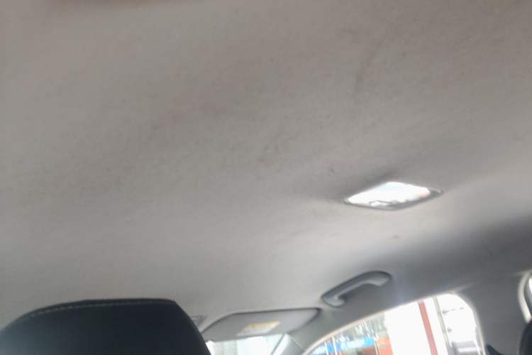 Used Hyundai Celesta 2020 1.6L Automatic GL Enjoyable Edition Headliner