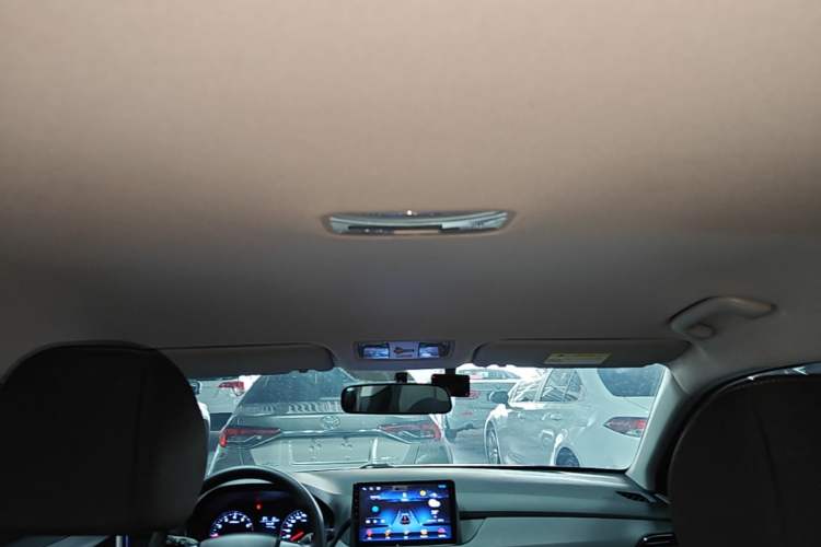 Used Hyundai Celesta 2020 1.6L Automatic GL Enjoyable Edition Headliner