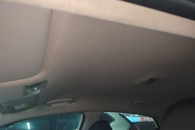 Used Hyundai Celesta 2020 1.6L Automatic GL Enjoyable Edition Headliner