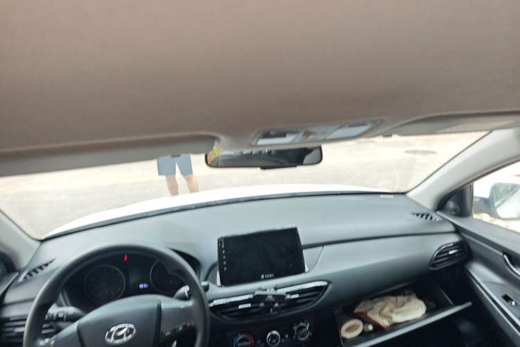 Used Hyundai Celesta 2020 1.6L Automatic GL Enjoyable Edition Headliner