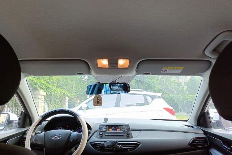 Used Hyundai Celesta 2020 1.6L Automatic GL Enjoyable Edition Headliner