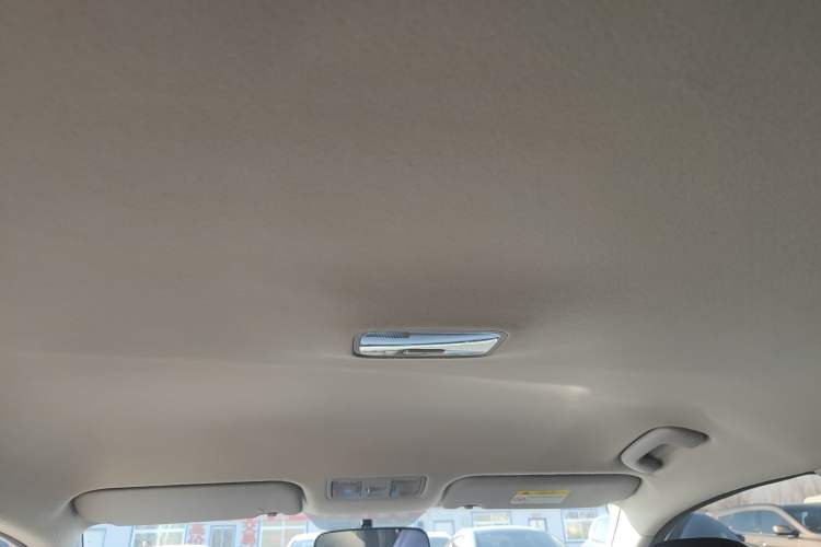 Used Hyundai Celesta 2020 1.6L Automatic GL Enjoyable Edition Headliner