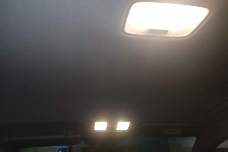 Used Hyundai Celesta 2020 1.6L Automatic GL Enjoyable Edition Headliner