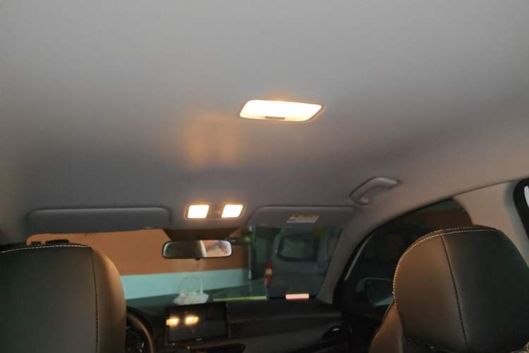 Used Hyundai Celesta 2020 1.6L Automatic GL Enjoyable Edition Headliner