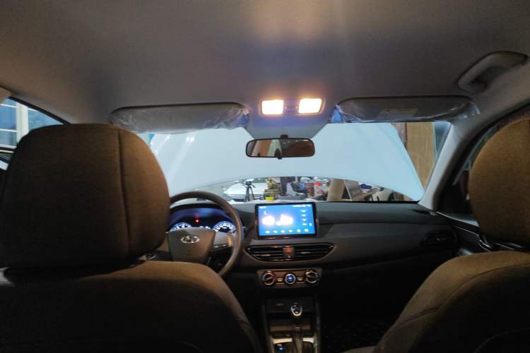 Used Hyundai Celesta 2020 1.6L Automatic GL Enjoyable Edition Headliner