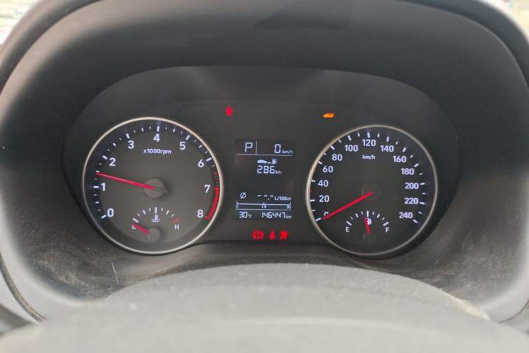 Used Hyundai Celesta 2020 1.6L Automatic GL Enjoyable Edition Instrument Cluster