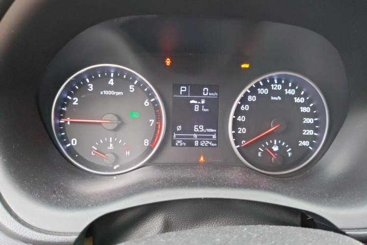Used Hyundai Celesta 2020 1.6L Automatic GL Enjoyable Edition Instrument Cluster