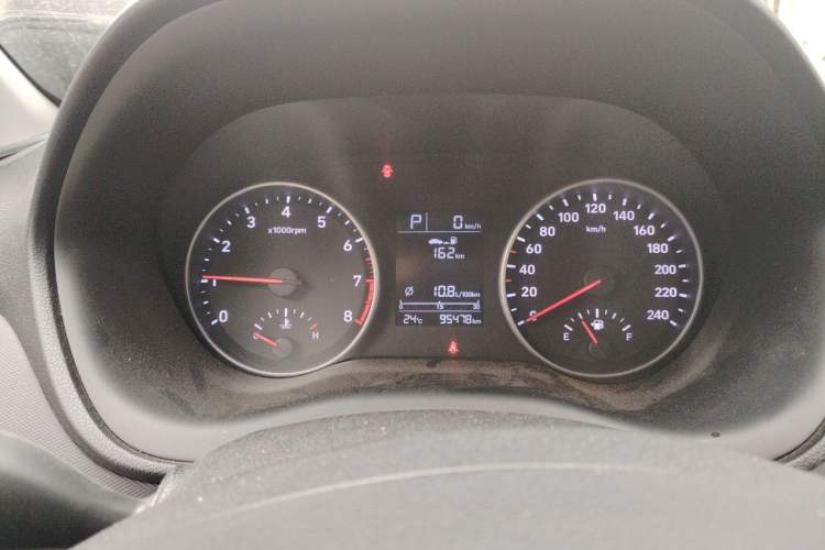 Used Hyundai Celesta 2020 1.6L Automatic GL Enjoyable Edition Instrument Cluster
