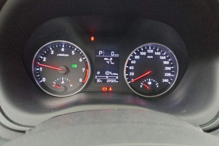 Used Hyundai Celesta 2020 1.6L Automatic GL Enjoyable Edition Instrument Cluster