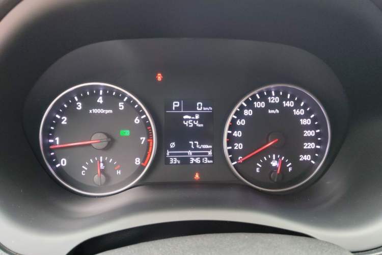 Used Hyundai Celesta 2020 1.6L Automatic GL Enjoyable Edition Instrument Cluster