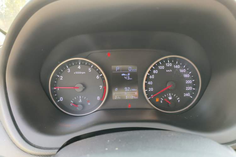 Used Hyundai Celesta 2020 1.6L Automatic GL Enjoyable Edition Instrument Cluster